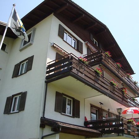 Hotel Old-Jnn Saas im Prattigau ภายนอก รูปภาพ