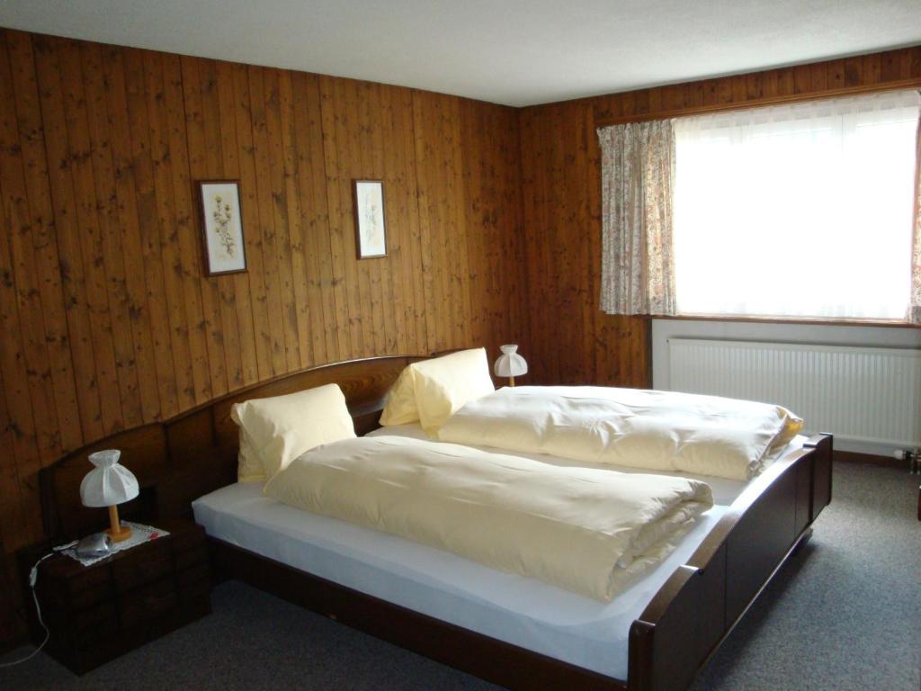 Hotel Old-Jnn Saas im Prattigau ห้อง รูปภาพ