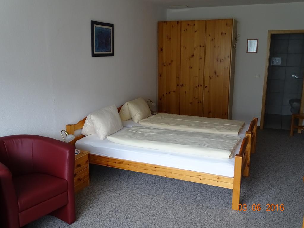 Hotel Old-Jnn Saas im Prattigau ห้อง รูปภาพ