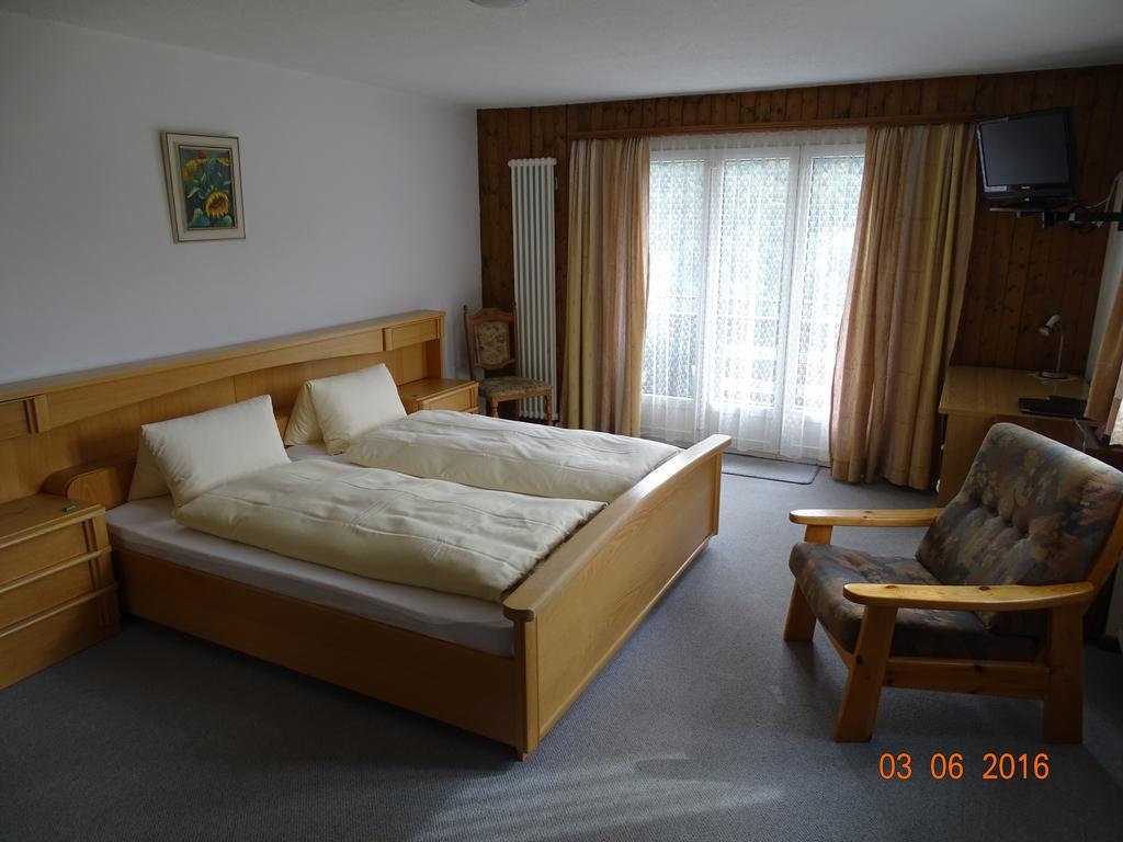 Hotel Old-Jnn Saas im Prattigau ห้อง รูปภาพ